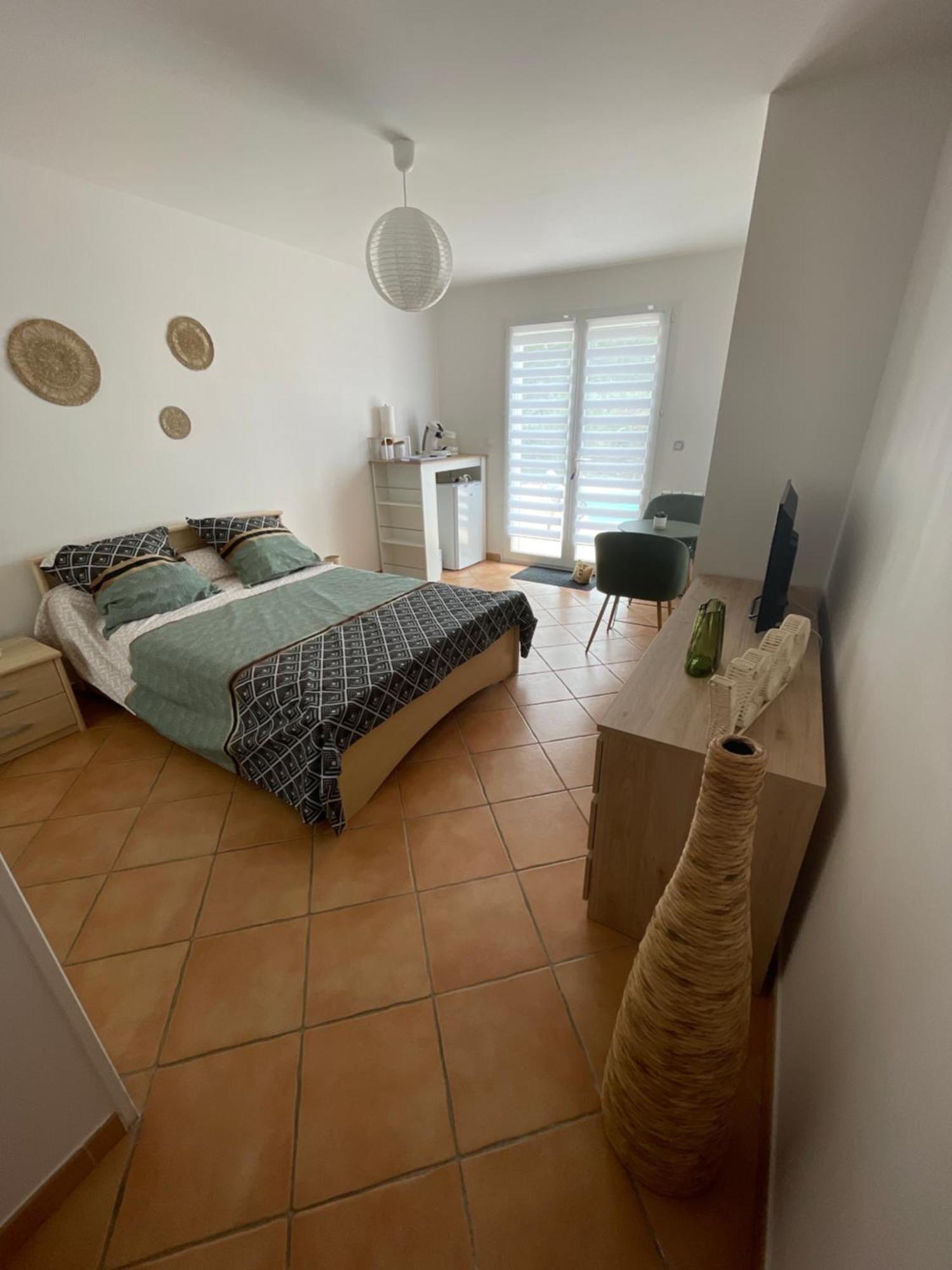 Villa Raphael Regusse Exterior photo